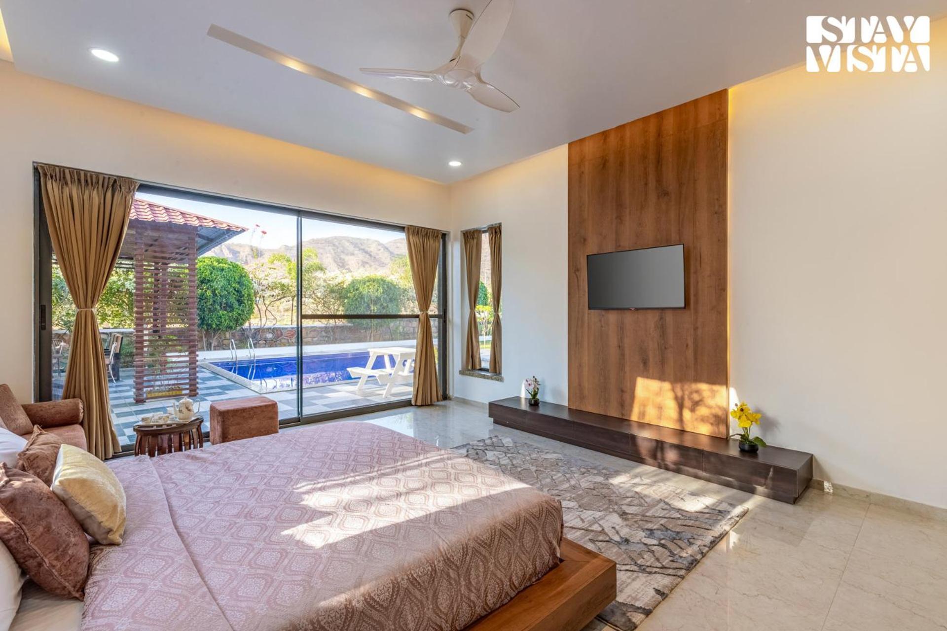 Stayvista'S Bella Dream - Mountain-View With Outdoor Pool, Lawn Featuring A Gazebo & Indoor Games Udaipur Buitenkant foto